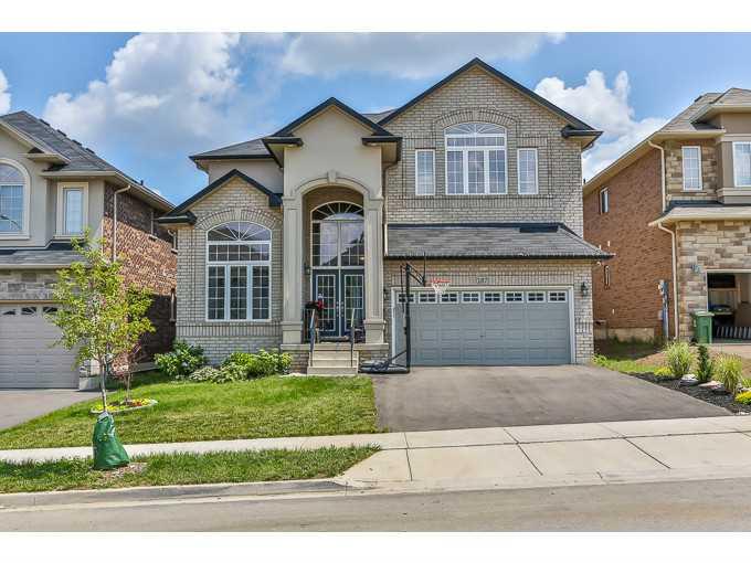 187 Chambers Dr $1,034,900
